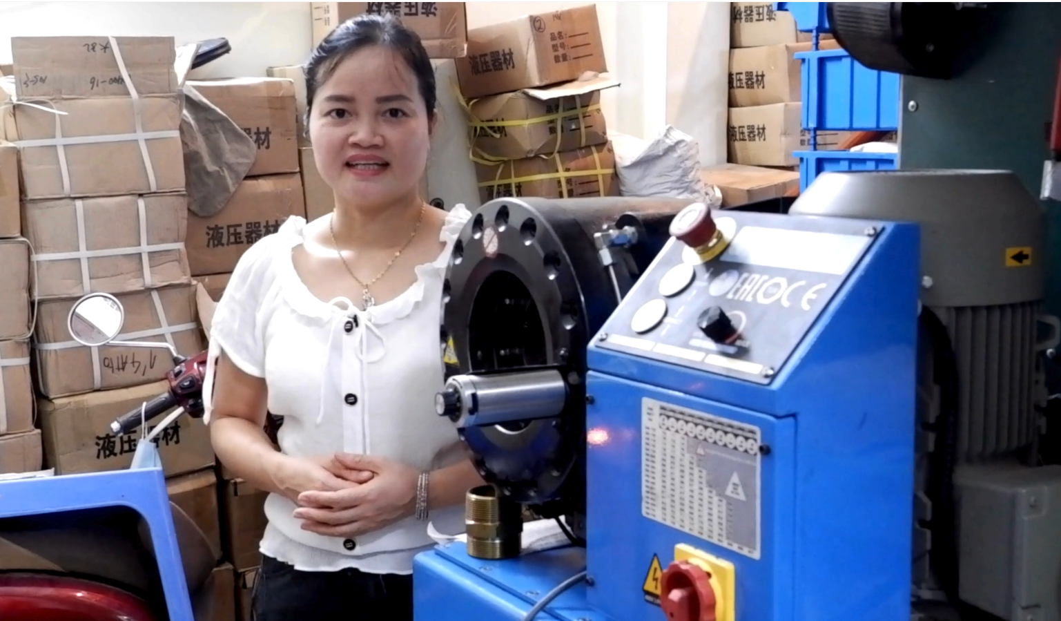 7. Có hướng dẫn sử dụng và tư vấn máy ép tuy ô không?